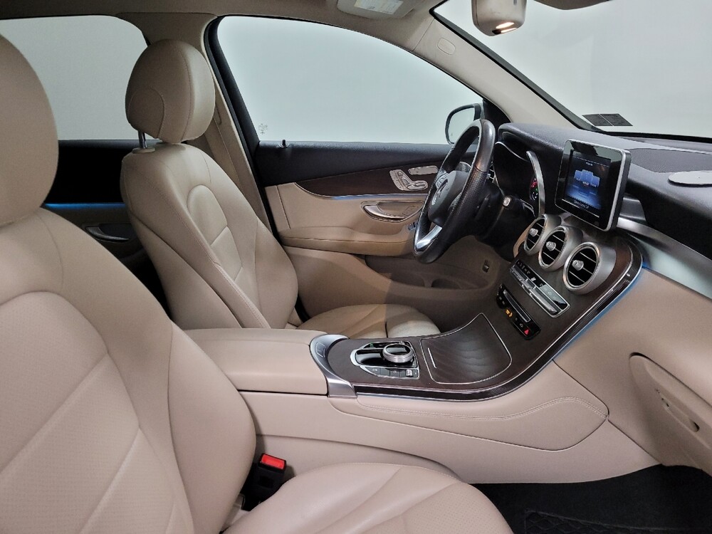 2019 Mercedes-Benz GLC 300 in Pittsburgh, PA 15236 - 18106887 21