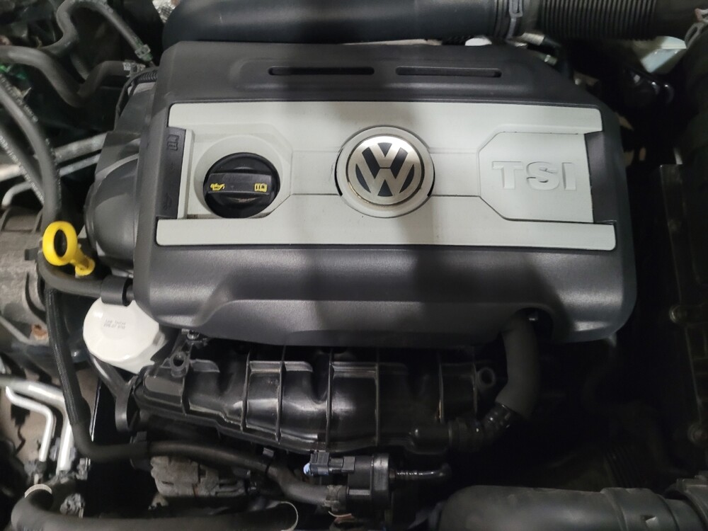 2017 Volkswagen Tiguan in Henrico, VA 23223 - 18106888 30