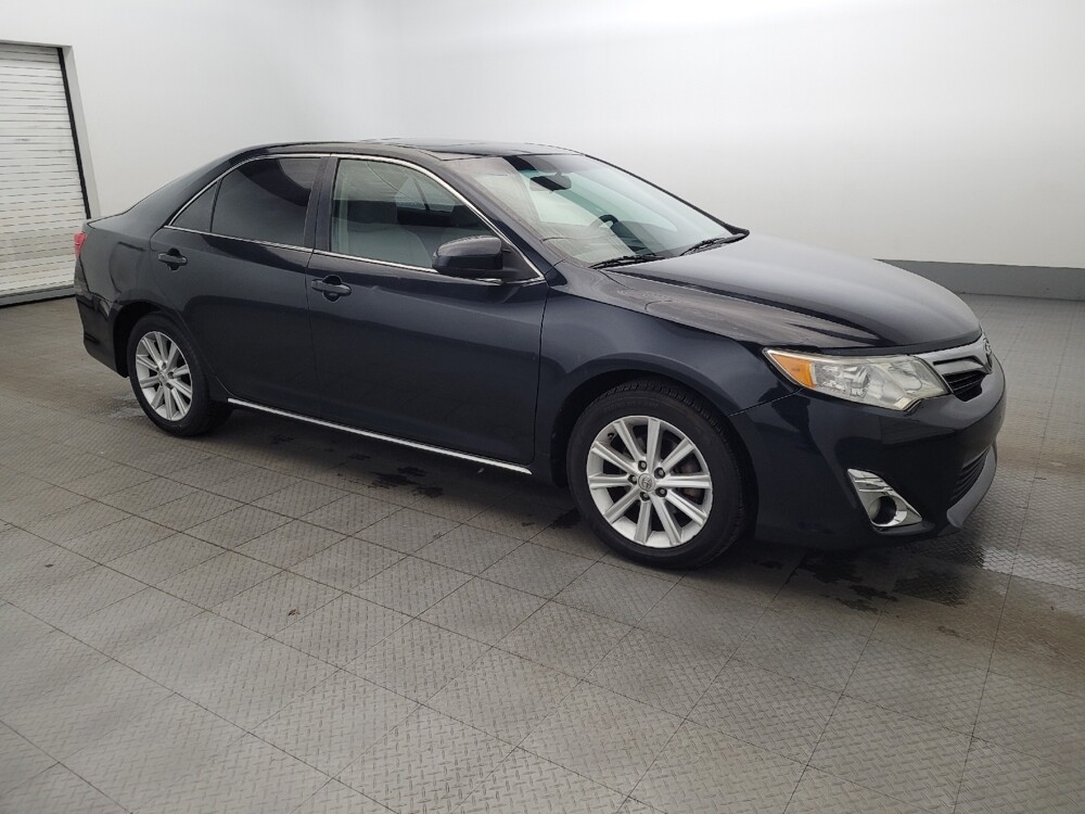 2014 Toyota Camry in Newport News, VA 23601 - 18106889 11