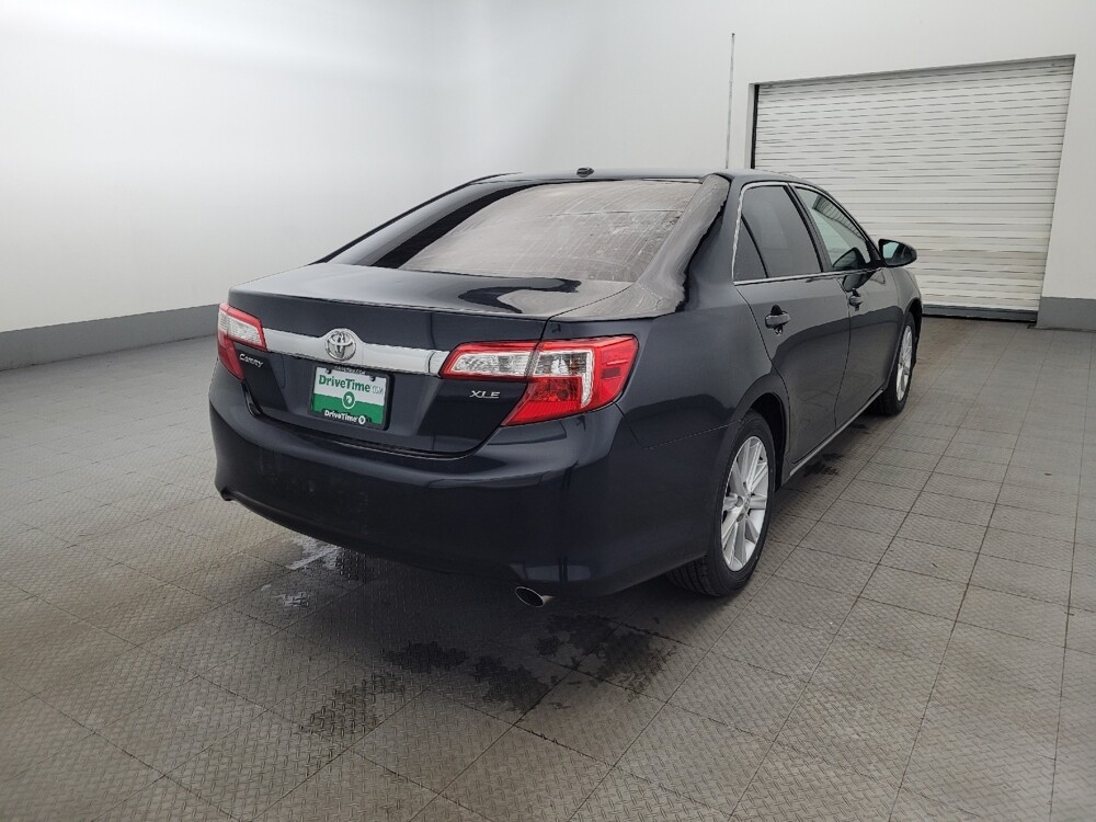 2014 Toyota Camry in Newport News, VA 23601 - 18106889 9