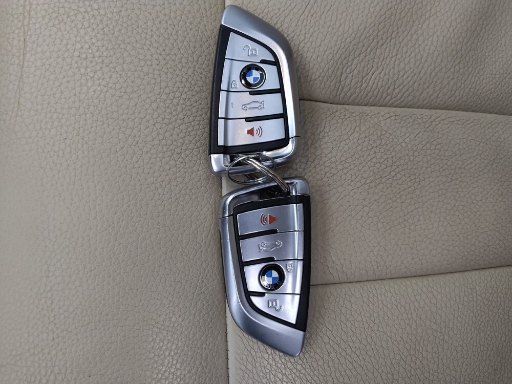 2017 BMW X5 in St. Louis, MO 63136 - 18106909 32