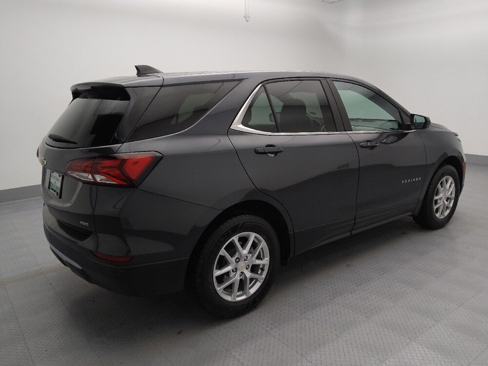 2022 Chevrolet Equinox in St. Louis, MO 63136 - 18106911 10