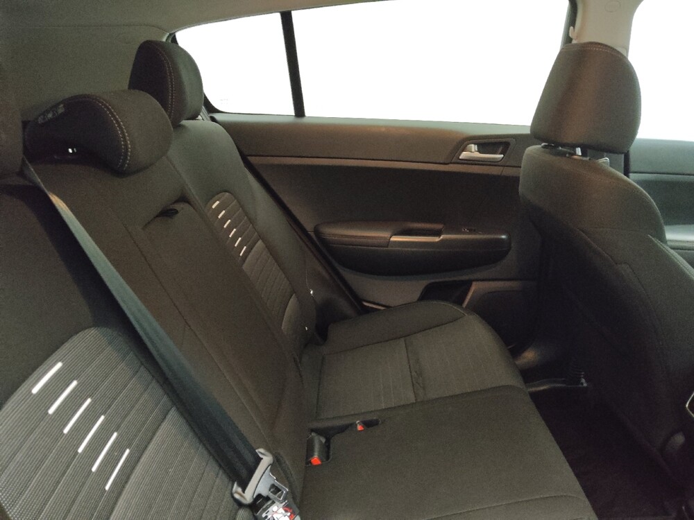 2022 Kia Sportage in Des Moines, IA 50310 - 18106918 19