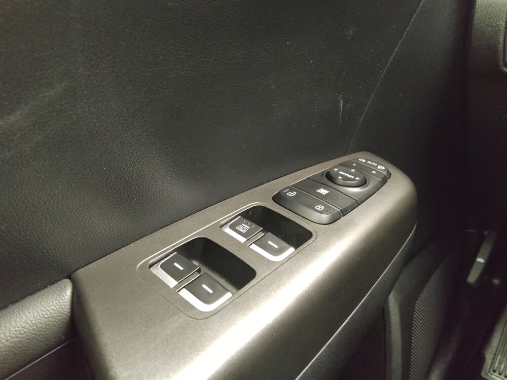 2022 Kia Sportage in Des Moines, IA 50310 - 18106918 27