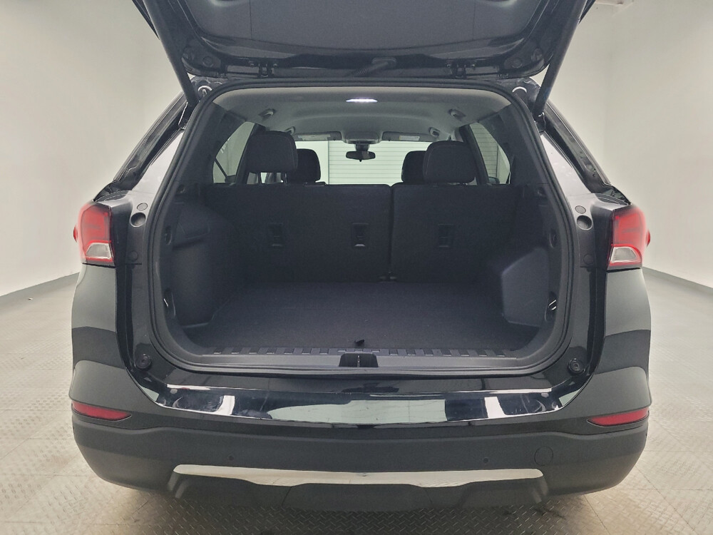 2023 Chevrolet Equinox in St. Louis, MO 63136 - 18106927 29