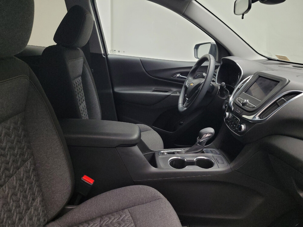 2023 Chevrolet Equinox in St. Louis, MO 63136 - 18106927 21