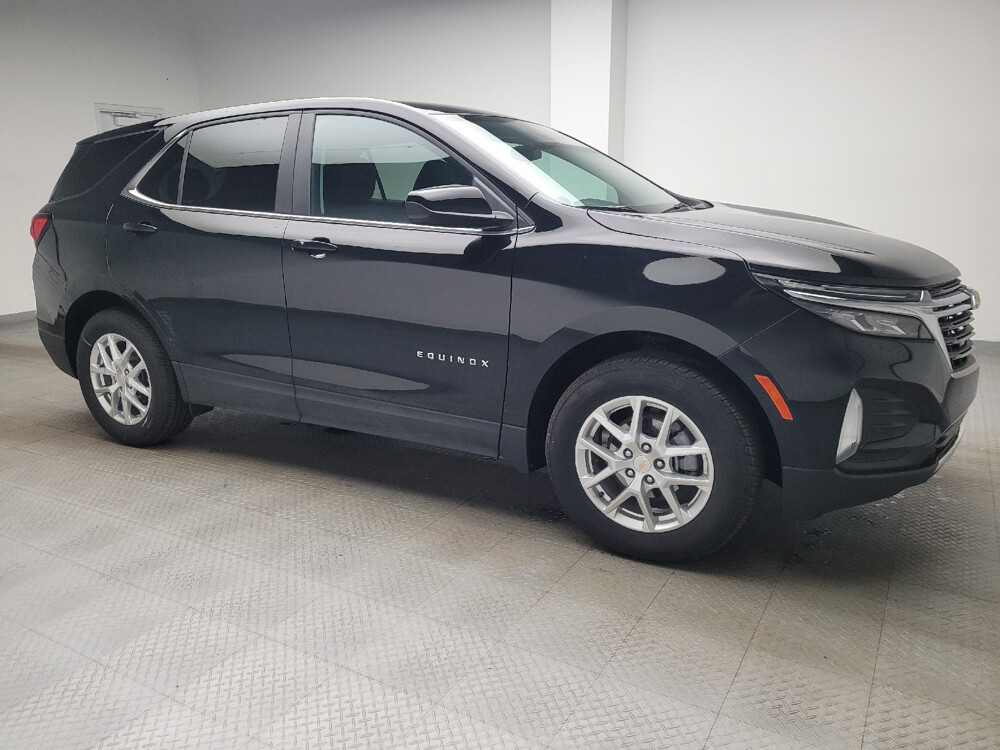 2023 Chevrolet Equinox in St. Louis, MO 63136 - 18106927 11