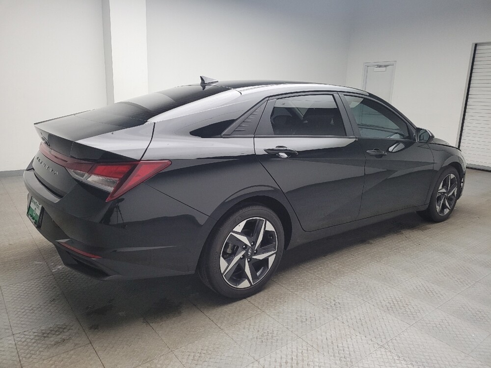 2023 Hyundai Elantra in Taylor, MI 48180 - 18106933 10