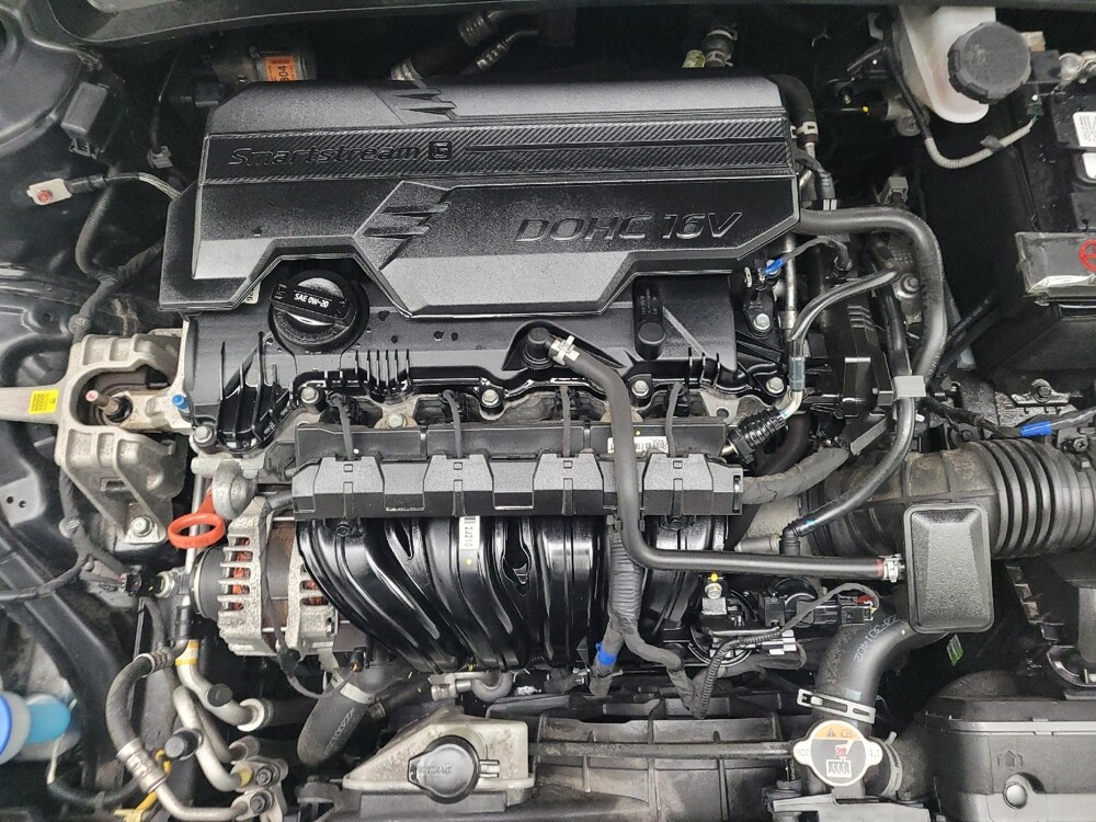 2023 Hyundai Elantra in Taylor, MI 48180 - 18106933 30