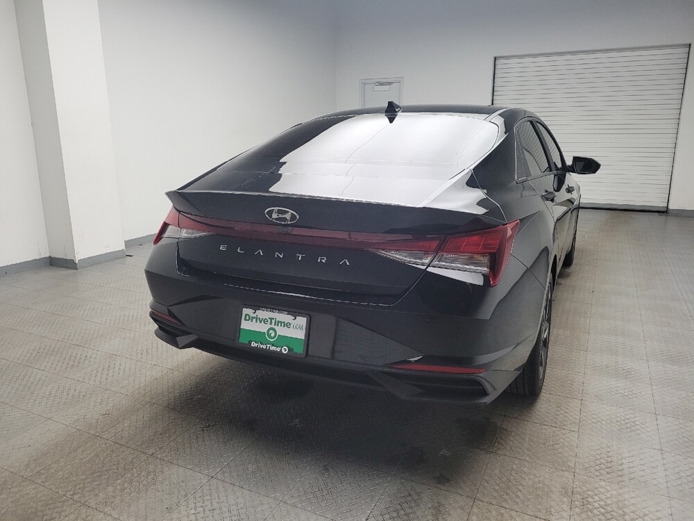 2023 Hyundai Elantra in Taylor, MI 48180 - 18106933 7