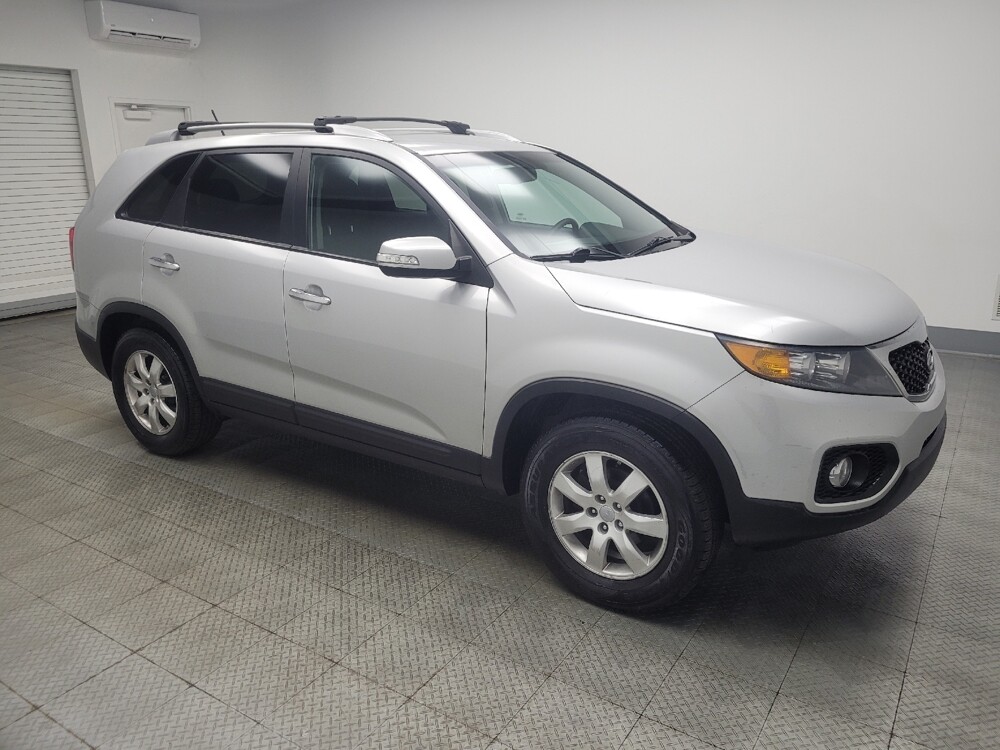 2013 Kia Sorento in Indianapolis, IN 46222 - 18106941 11