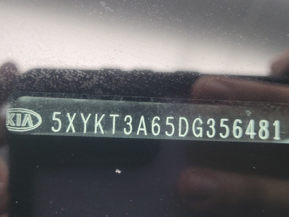 2013 Kia Sorento in Indianapolis, IN 46222 - 18106941 33