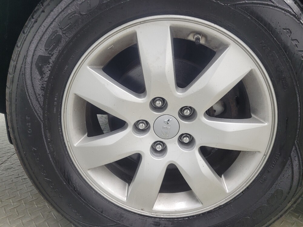 2013 Kia Sorento in Indianapolis, IN 46222 - 18106941 31