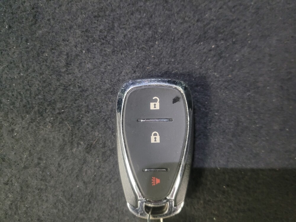 2021 Chevrolet Equinox in Indianapolis, IN 46219 - 18106944 32