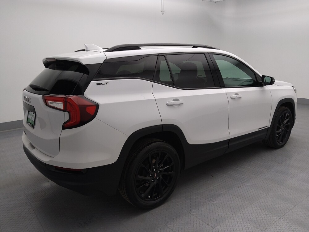 2023 GMC Terrain in Gladstone, MO 64118 - 18106949 10