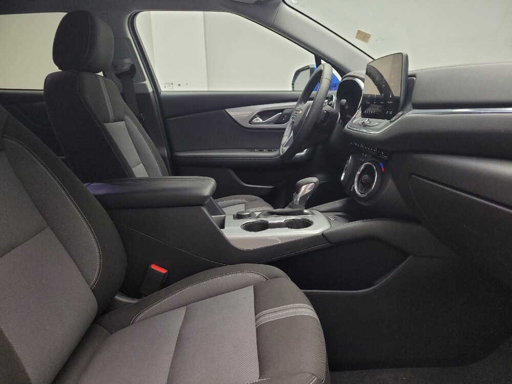 2024 Chevrolet Blazer in Grand Rapids, MI 49508 - 18106954 21