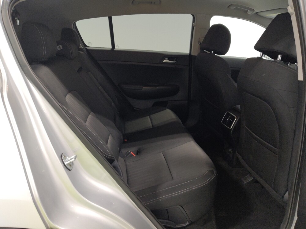 2019 Kia Sportage in Columbus, OH 43231 - 18106959 19