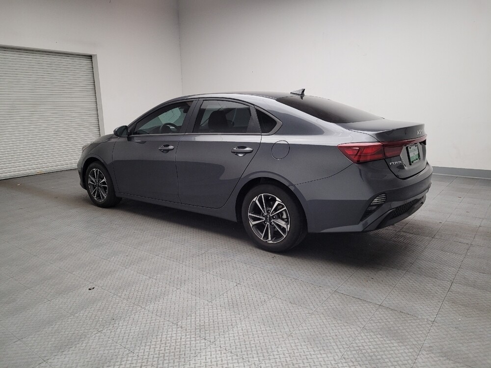 2022 Kia Forte in Riverside, CA 92504 - 18106961 3
