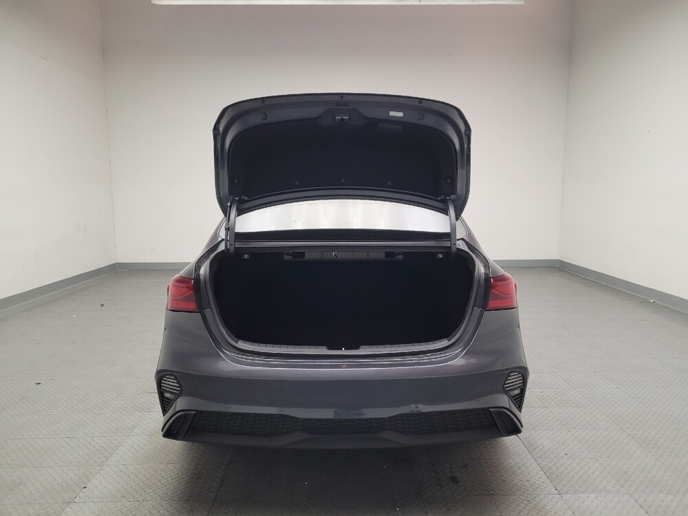 2022 Kia Forte in Riverside, CA 92504 - 18106961 29