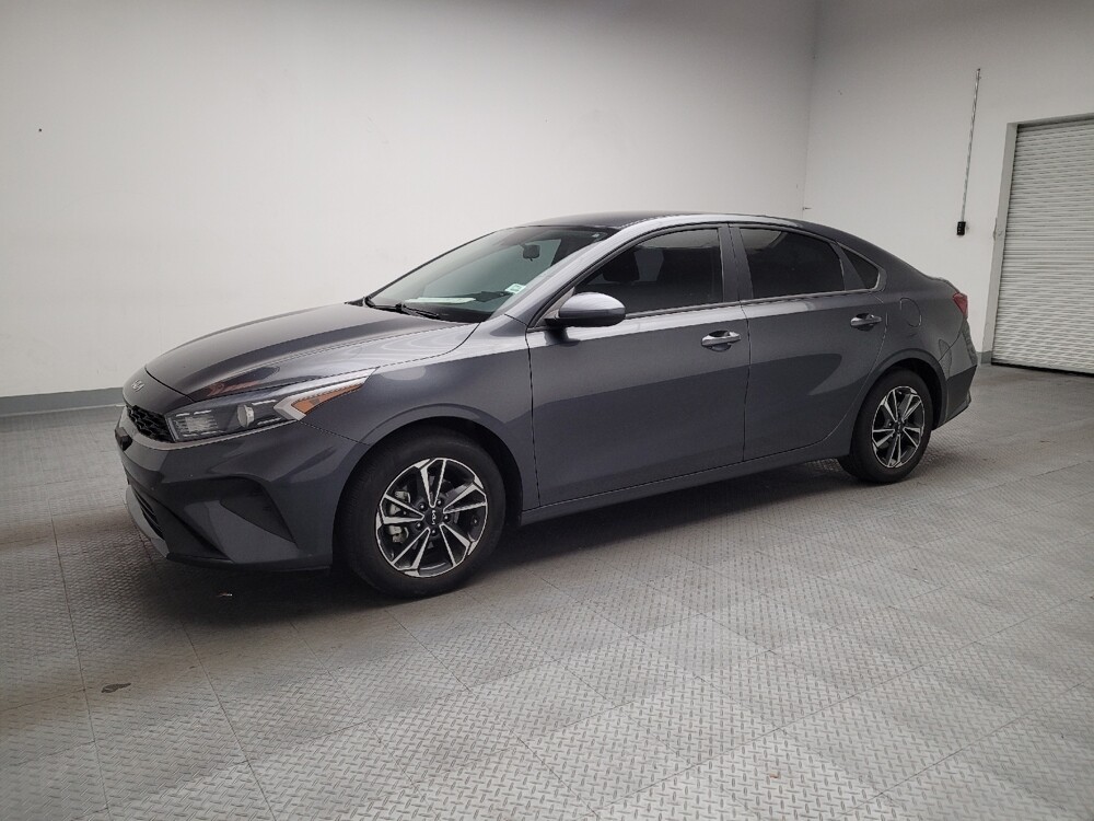 2022 Kia Forte in Riverside, CA 92504 - 18106961 2