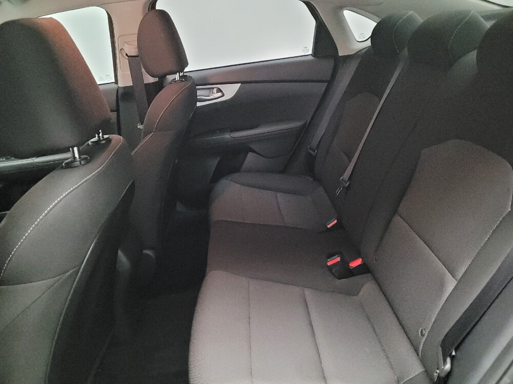 2022 Kia Forte in Riverside, CA 92504 - 18106961 18