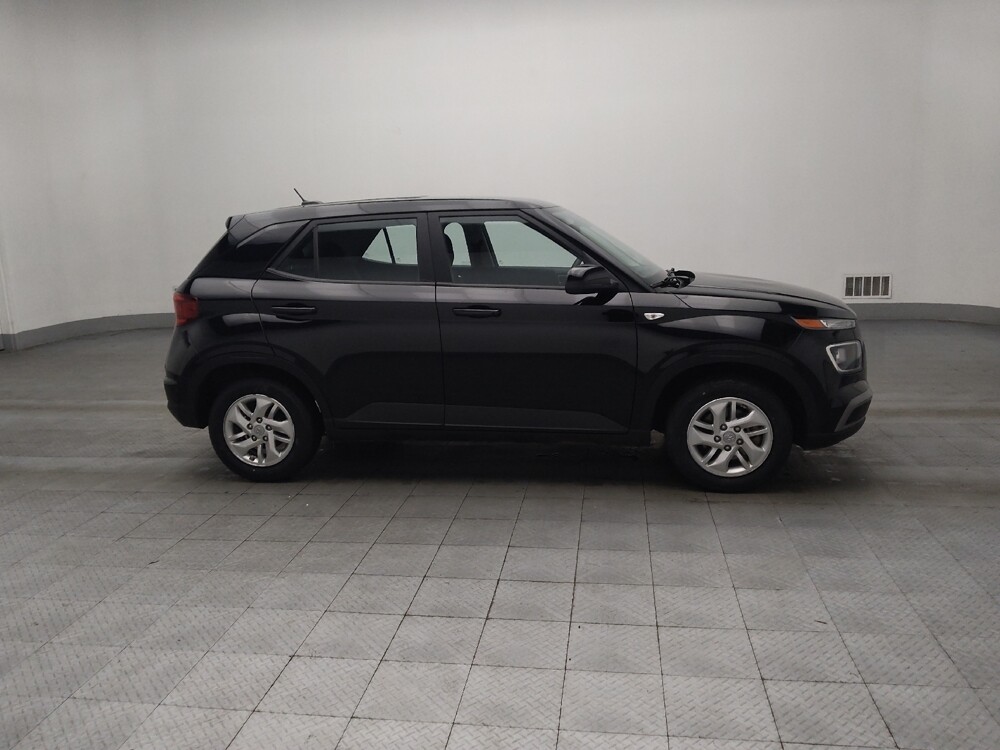 2024 Hyundai Venue in Morrow, GA 30260 - 18106968 11