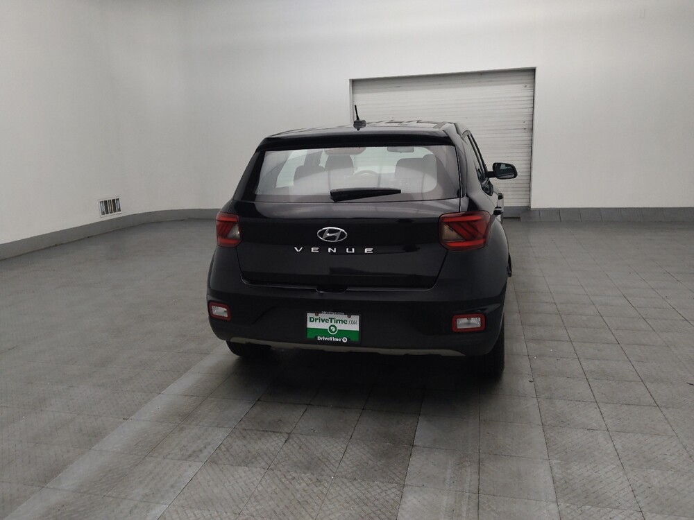 2024 Hyundai Venue in Morrow, GA 30260 - 18106968 7