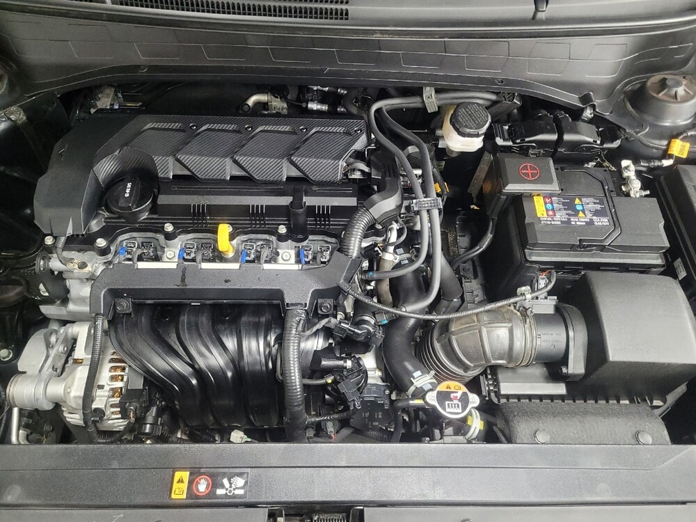 2024 Hyundai Venue in Morrow, GA 30260 - 18106968 30