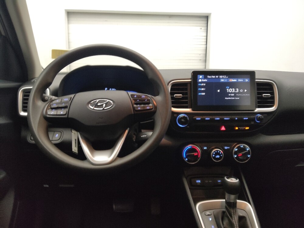 2024 Hyundai Venue in Morrow, GA 30260 - 18106968 22