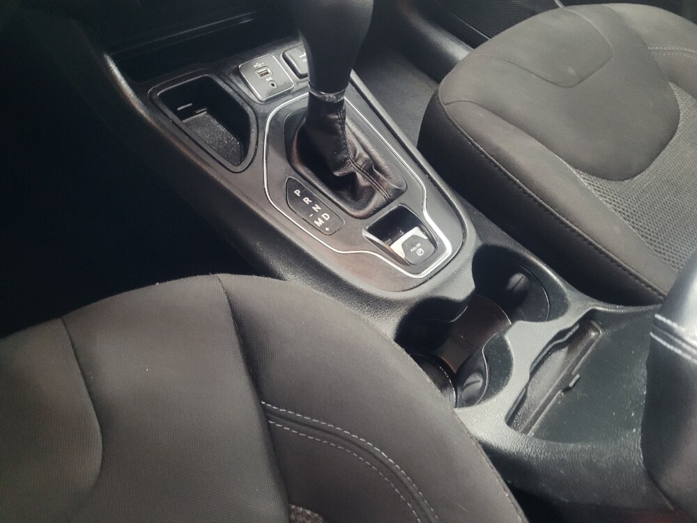 2019 Jeep Cherokee in Union City, GA 30291 - 18106970 26