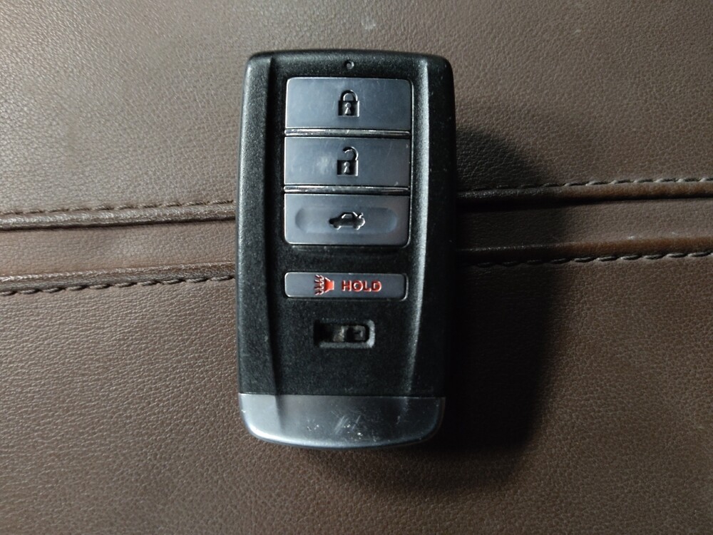 2017 Acura TLX in Marietta, GA 30062 - 18106977 32