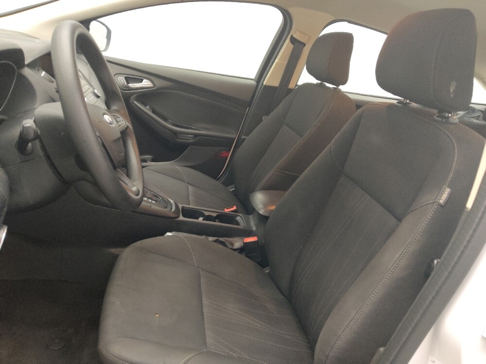 2018 Ford Focus in Stone Mountain, GA 30083 - 18106978 17
