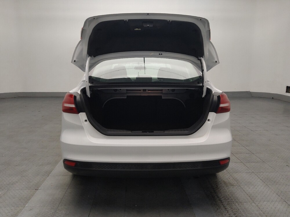 2018 Ford Focus in Stone Mountain, GA 30083 - 18106978 29