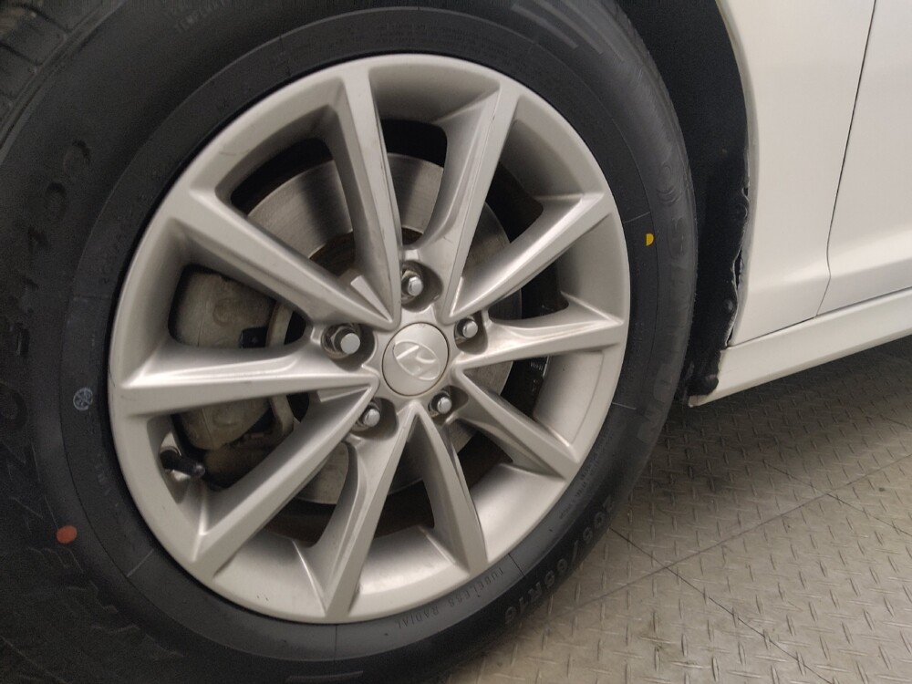 2018 Hyundai Sonata in Hialeah, FL 33014 - 18106983 31