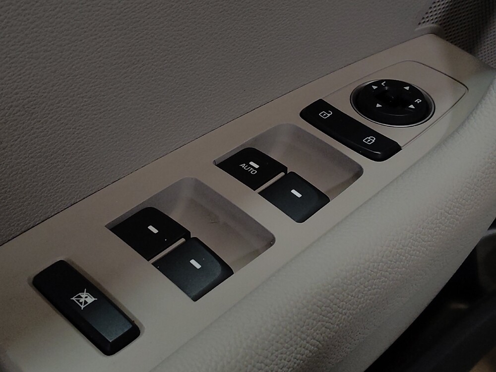 2018 Hyundai Sonata in Hialeah, FL 33014 - 18106983 27