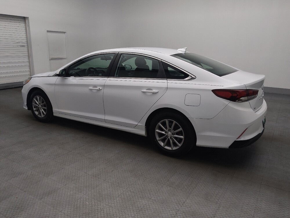 2018 Hyundai Sonata in Hialeah, FL 33014 - 18106983 3