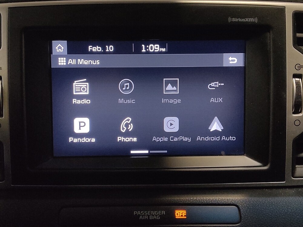 2017 Kia Sportage in Hialeah, FL 33014 - 18106984 25