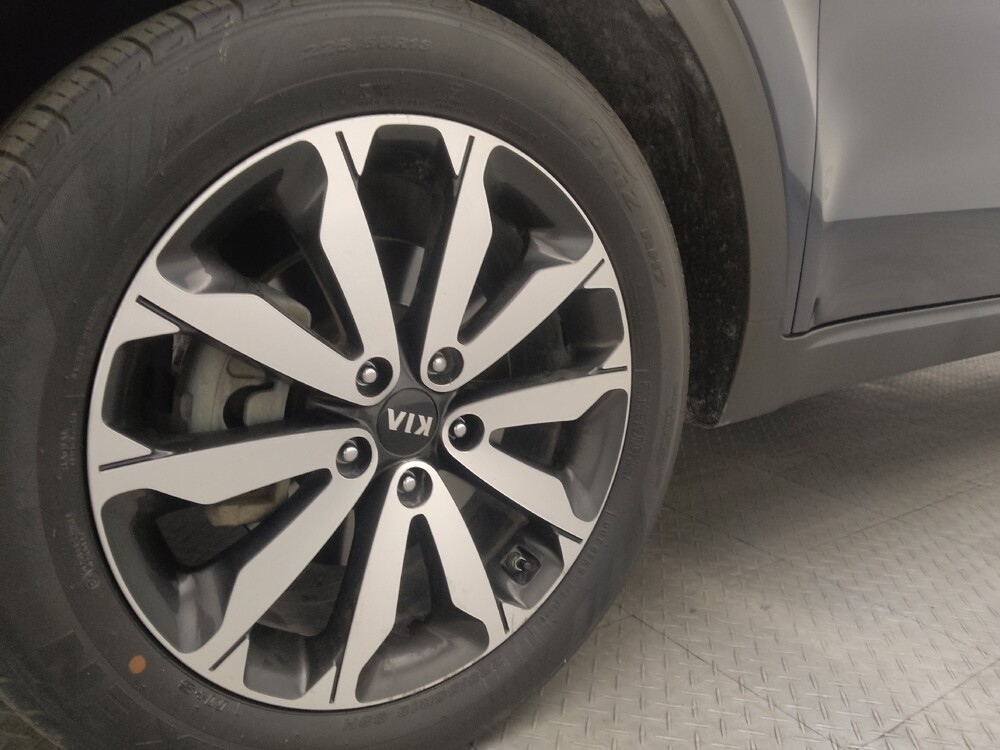 2017 Kia Sportage in Hialeah, FL 33014 - 18106984 31