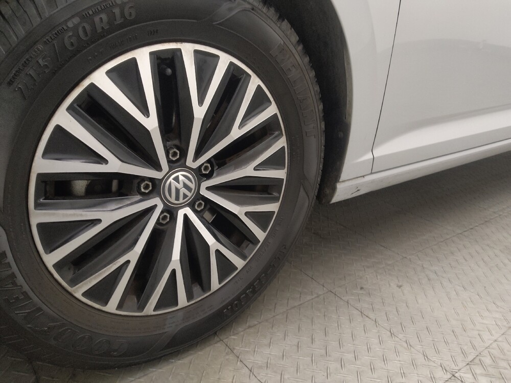 2019 Volkswagen Jetta in Marietta, GA 30062 - 18106985 31