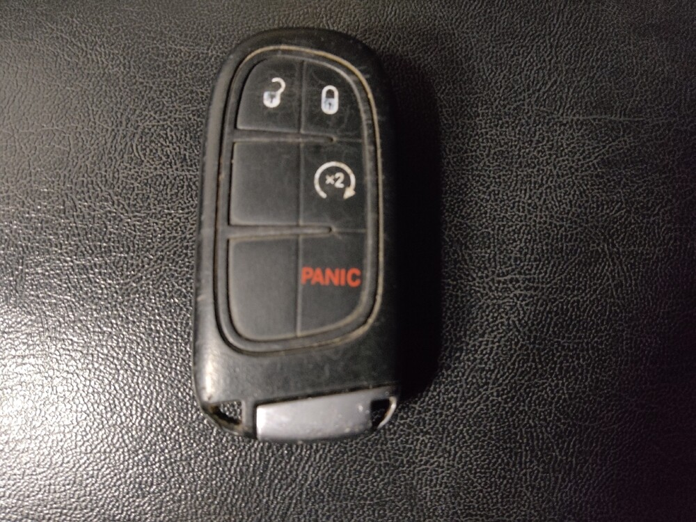 2019 Jeep Cherokee in Stone Mountain, GA 30083 - 18106989 32