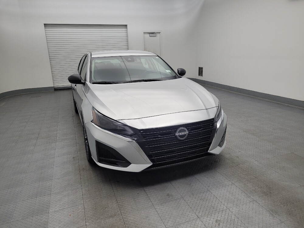 2024 Nissan Altima in Columbus, OH 43228 - 18107007 14