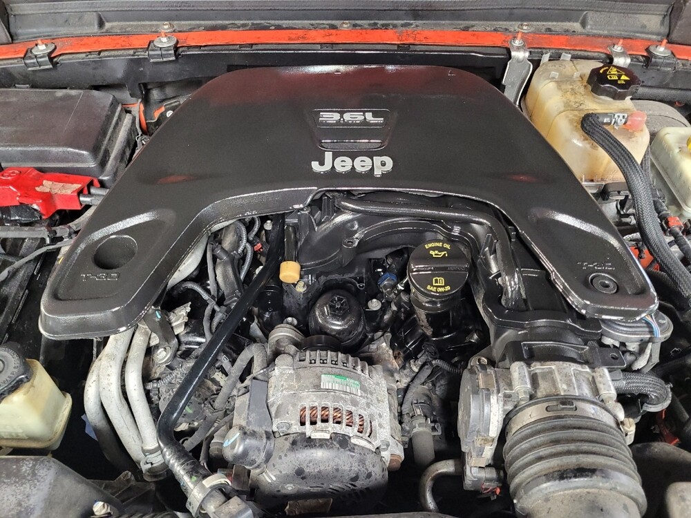 2019 Jeep Wrangler in Bradenton, FL 34207 - 18107008 30