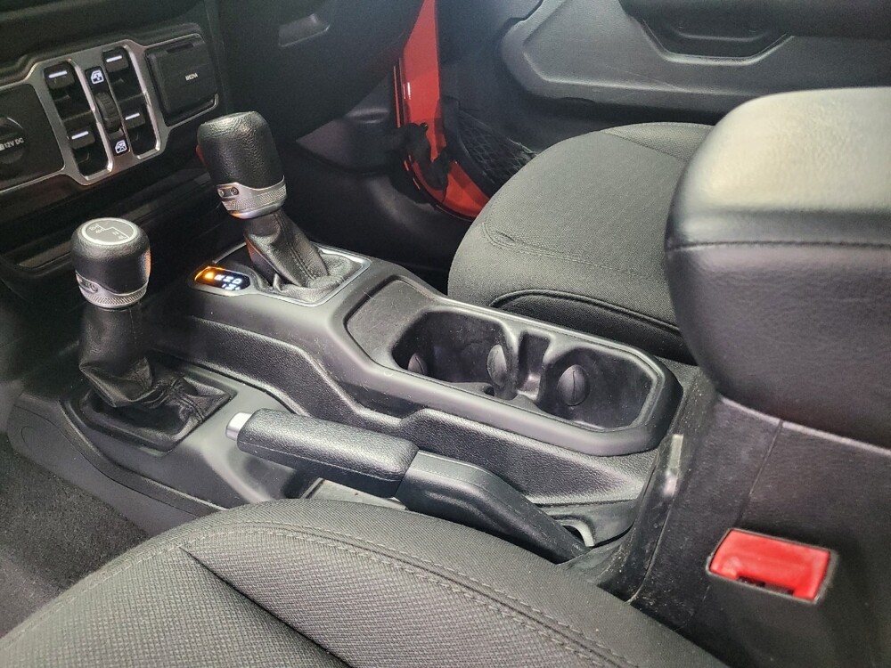 2019 Jeep Wrangler in Bradenton, FL 34207 - 18107008 26