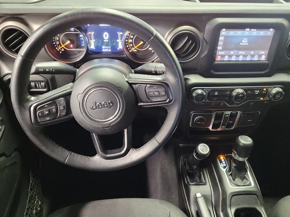 2019 Jeep Wrangler in Bradenton, FL 34207 - 18107008 22