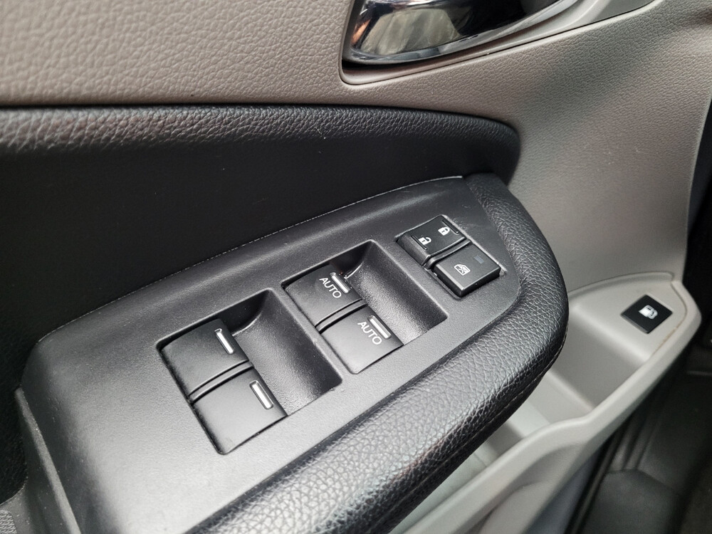 2019 Honda Pilot in Riverside, CA 92504 - 18107012 27