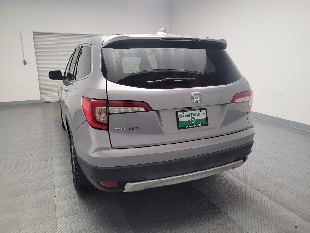 2019 Honda Pilot in Riverside, CA 92504 - 18107012 6