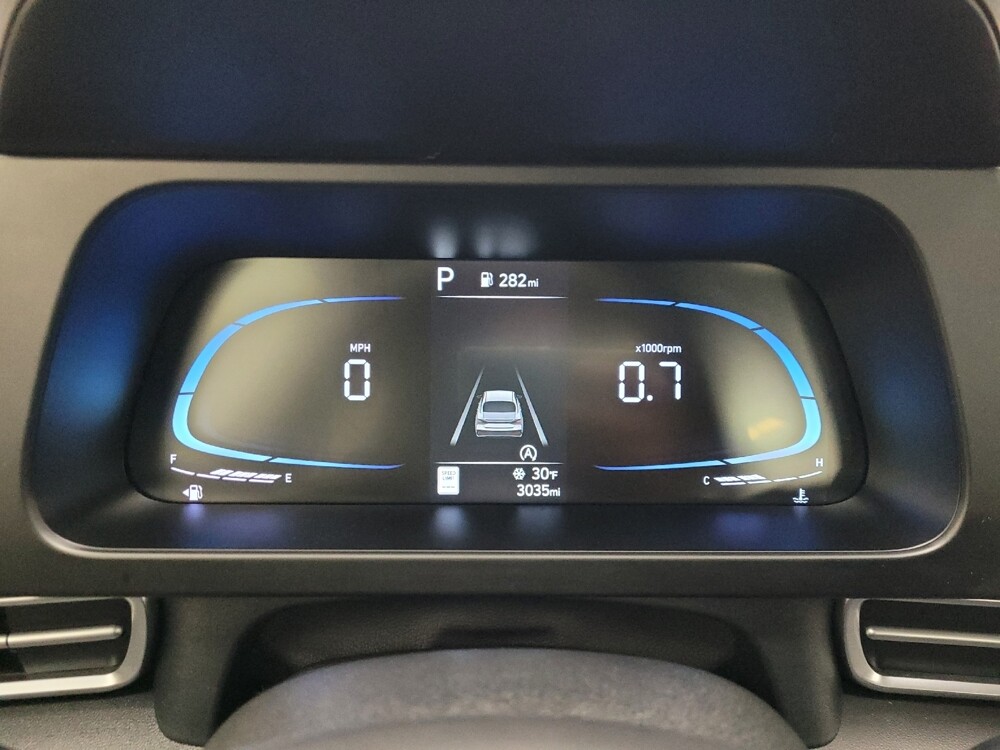 2025 Hyundai Elantra in Pittsburgh, PA 15236 - 18107026 23