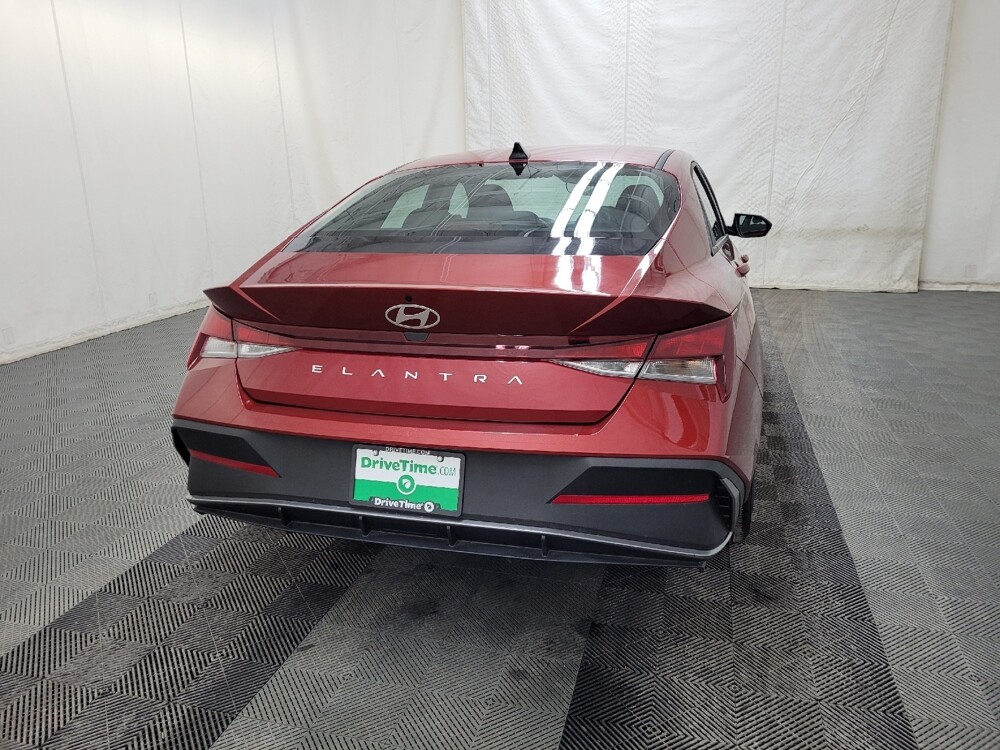 2025 Hyundai Elantra in Pittsburgh, PA 15236 - 18107026 7