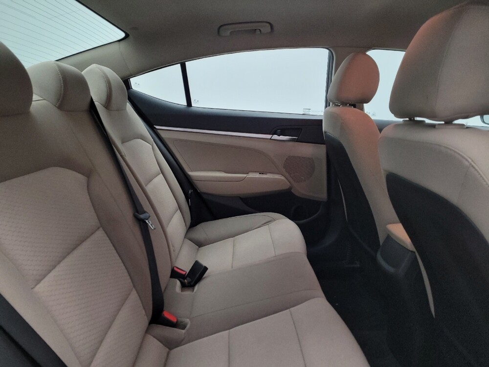2020 Hyundai Elantra in Columbus, OH 43228 - 18107034 19