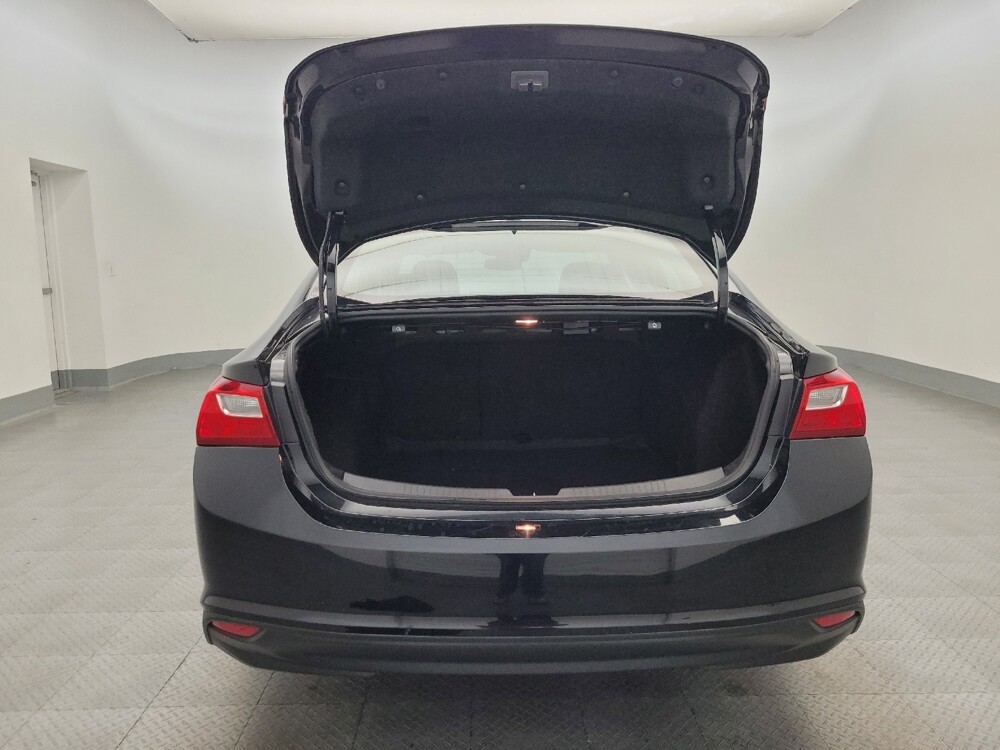 2023 Chevrolet Malibu in Glendale, AZ 85301 - 18107039 29